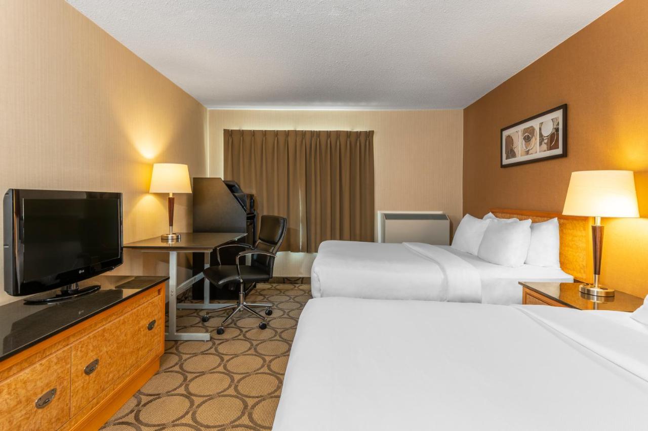 Comfort Inn Swift Current Exteriör bild
